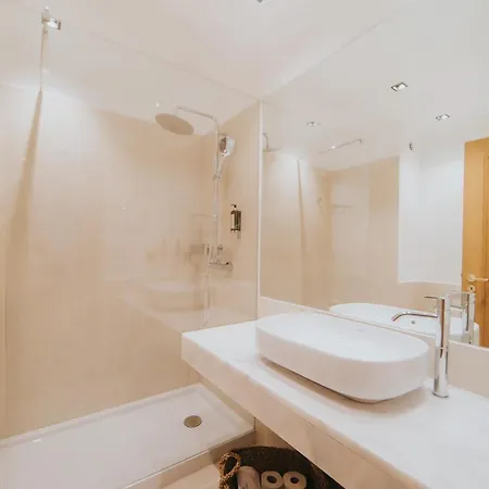 Cliff By Madeira Apartman