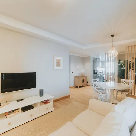 Cliff By Madeira Apartment *